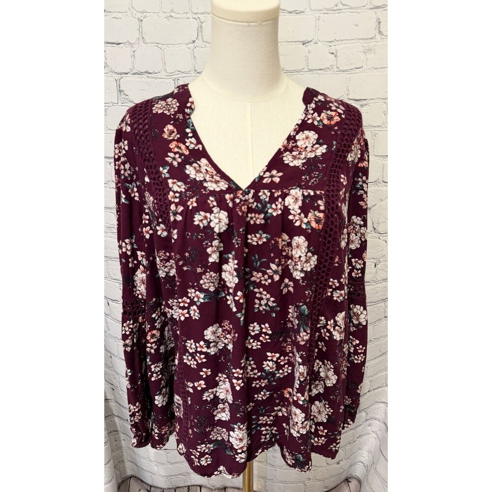 Torrid Burgundy Floral V-Neck Top with Trim Shirt Rayon Size 1 / 1X